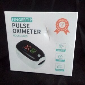 Fingertip Pulse Oximeter LK89